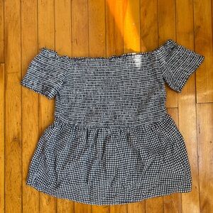 Old navy off the shoulder top